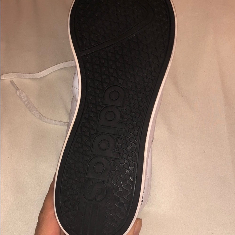 Adidas - Picture 2 of 3